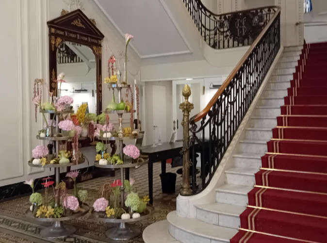 0014_Festivalhotel_Schweizerhof_Schoene Aussichten Touristik_Lobby-1